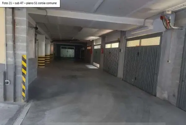 Garage via Airenti, Imperia