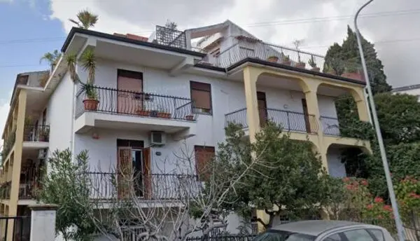 Appartamento via Giuseppe Mazzini 14, Sant'Agata Li Battiati