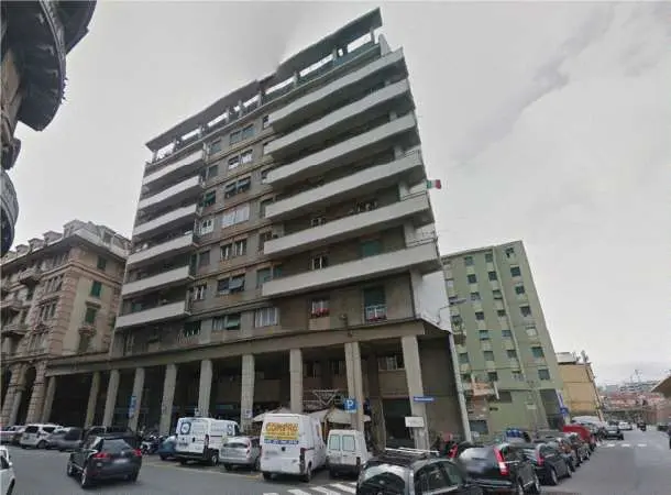 Immagine per Negozio in asta a Genova 11-13 R
