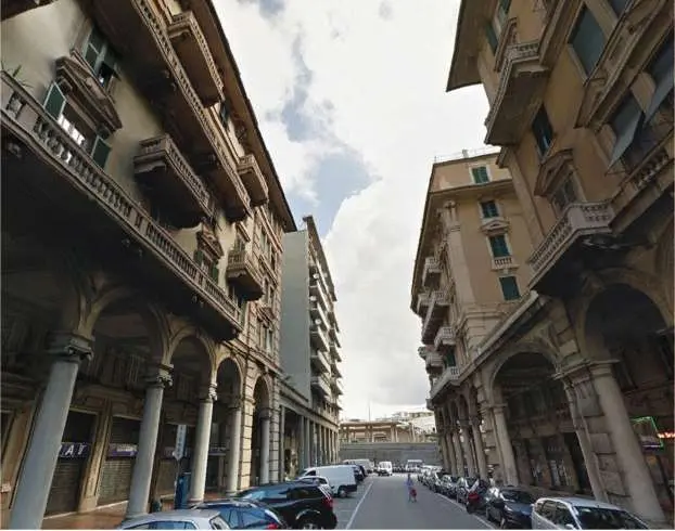 Immagine per Negozio in asta a Genova 11-13 R