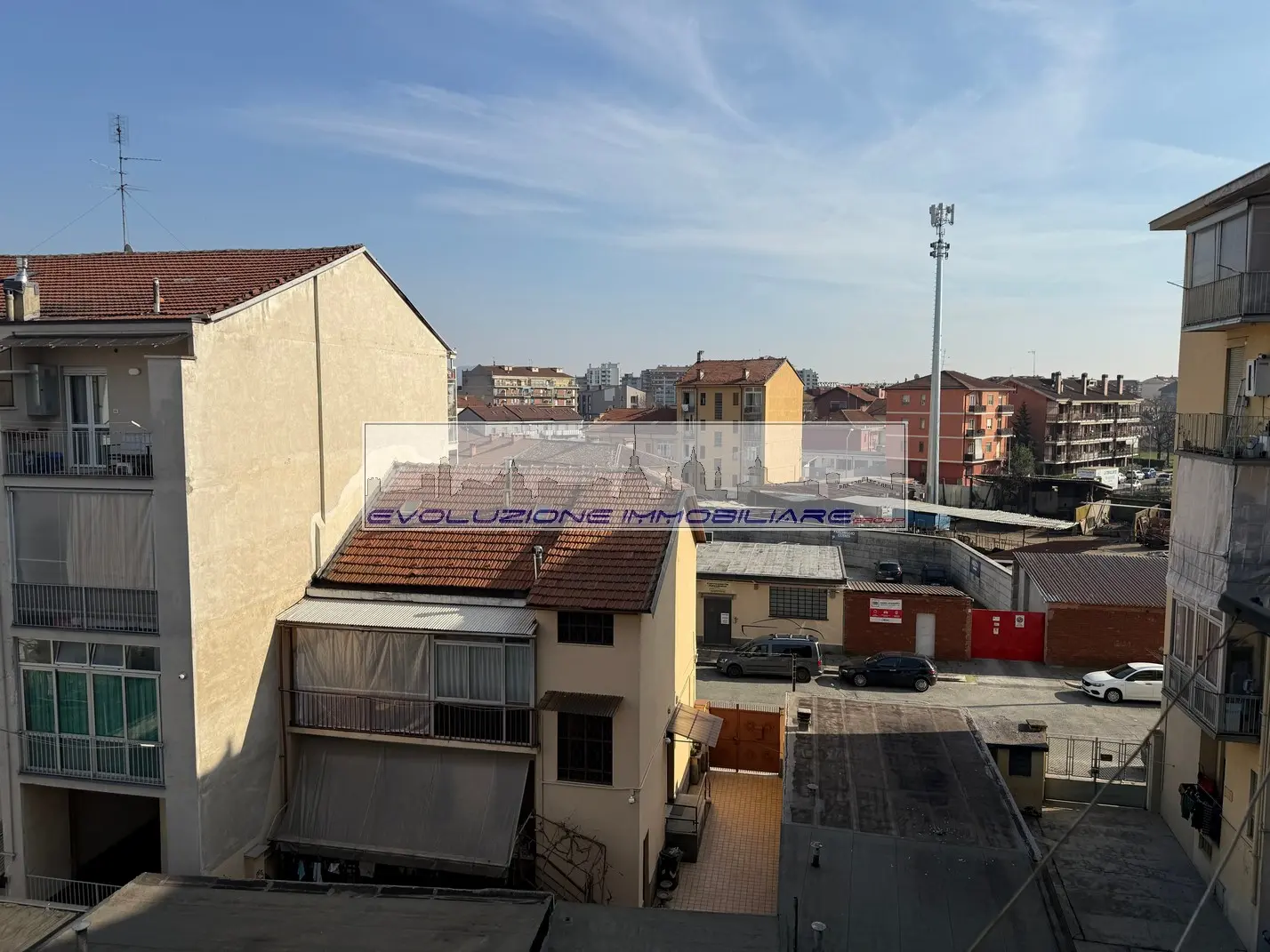 Immagine per Bilocale in Vendita a Torino Via Villa Giusti