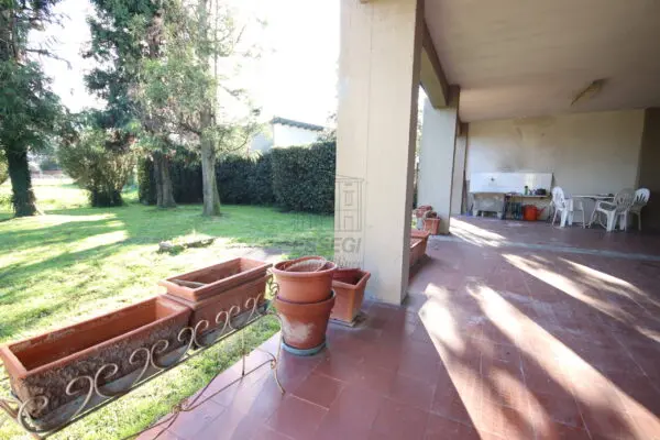 Villa Bifamiliare via Pisana 2140, Lucca