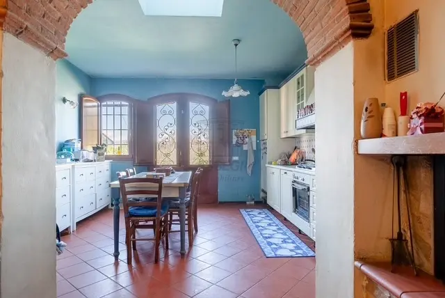 Immagine per Casale in vendita a Lucca via Della Pollicchia 145