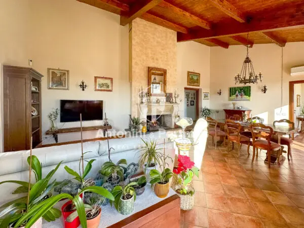 Casale via Vocabolo Pennicchia, Montecastrilli