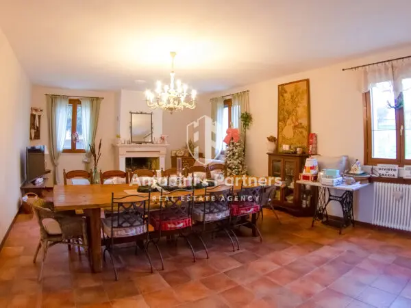 Casale via Vocabolo Pennicchia, Montecastrilli