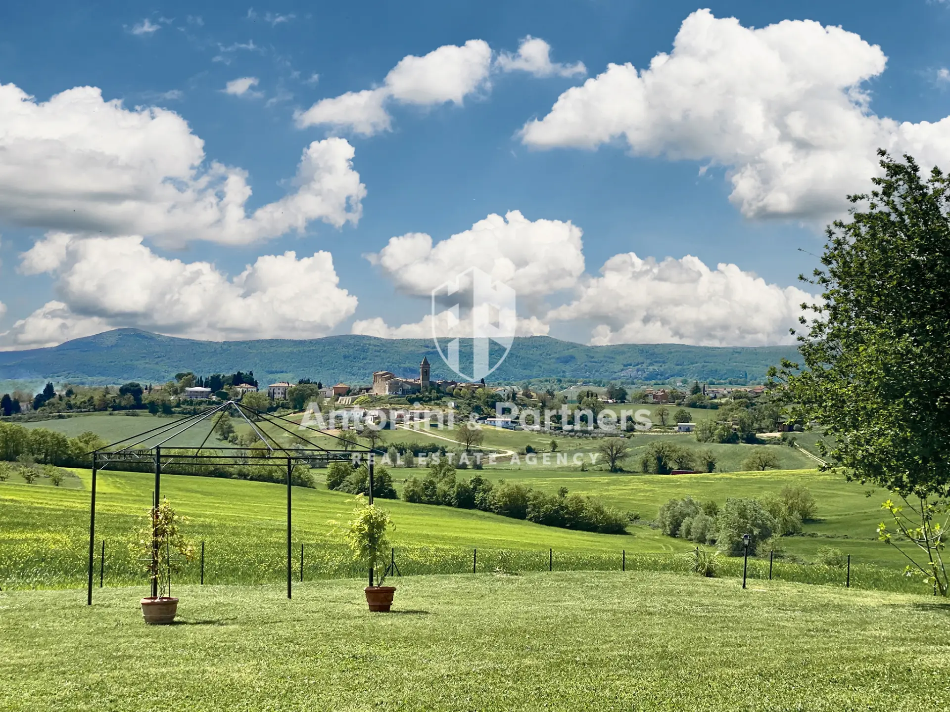 Immagine per Casale in vendita a Montecastrilli via Vocabolo Pennicchia