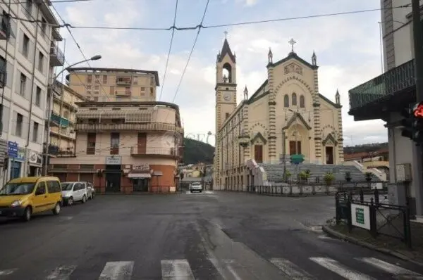 Immagine per Locale commerciale in vendita a La Spezia via Del Canaletto 294