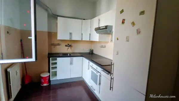Appartamento via Andrea Maffei 10, Milano
