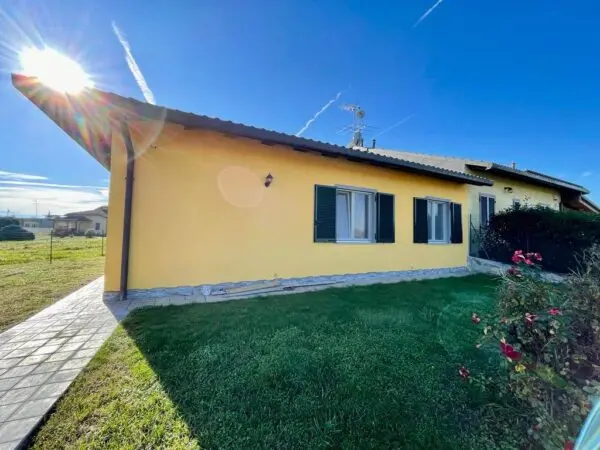 Villa via, Alessandria