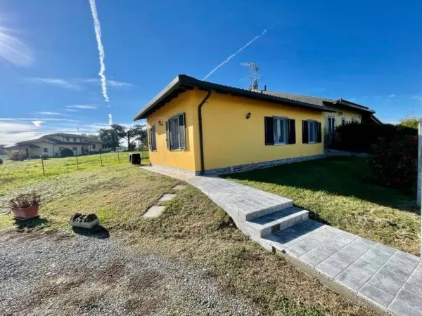 Villa via, Alessandria