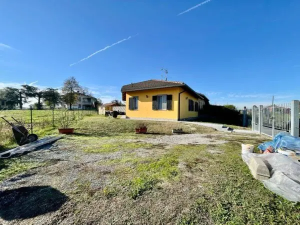 Villa via, Alessandria