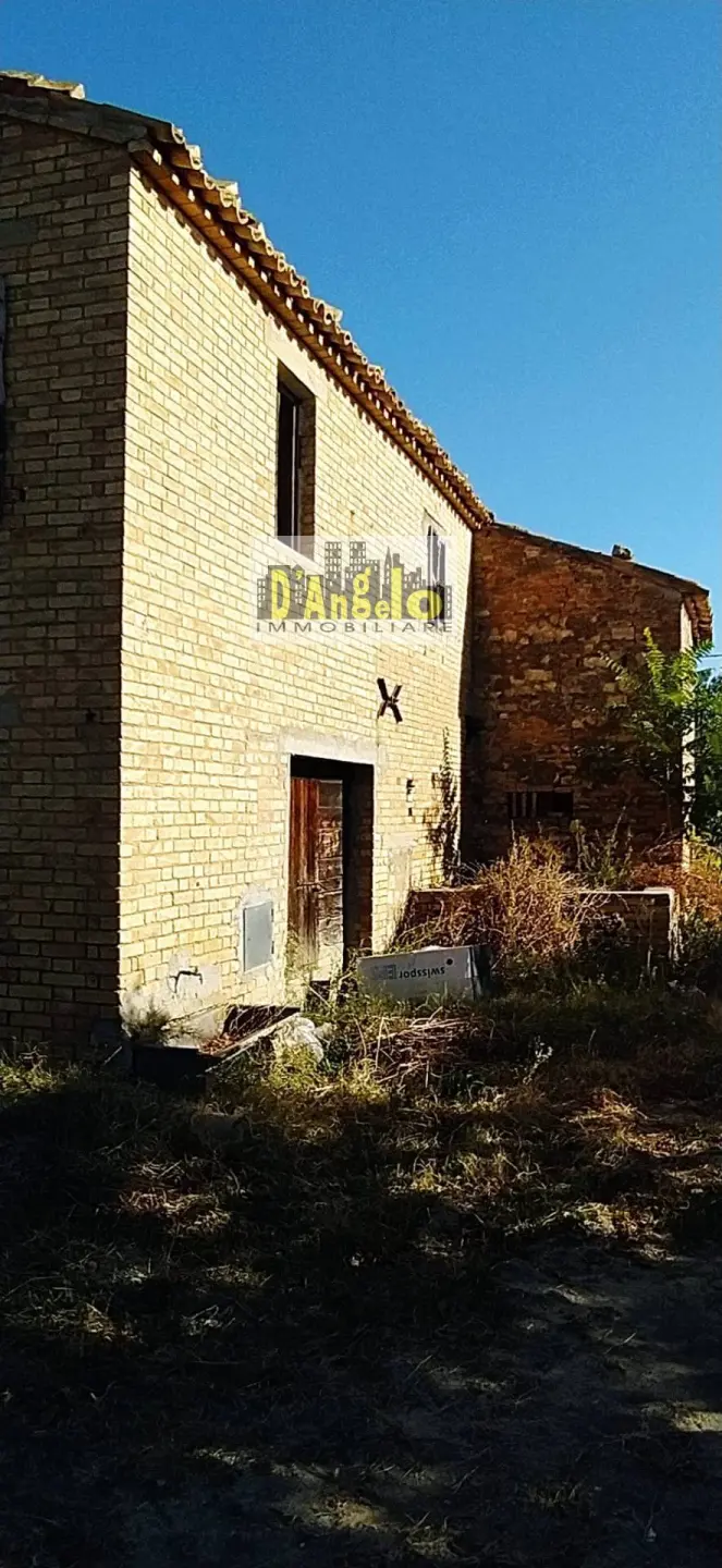 Immagine per Casa indipendente in vendita a Castignano Strada Provinciale 17