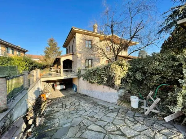 Villa via, Alessandria