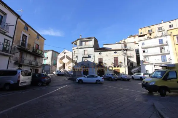 Casa Indipendente piazza San Giovanni 46/44, San Fili