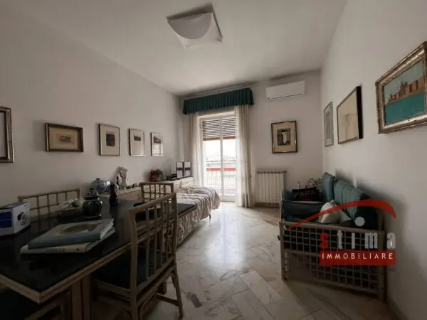 Appartamento via Olivieri, Siracusa