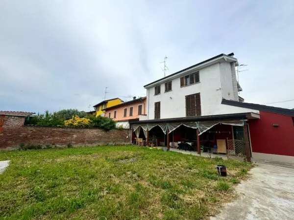 Casa Indipendente via, Alessandria