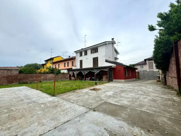 Casa Indipendente via, Alessandria