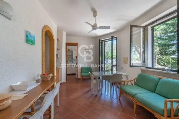 Villa Strada Vicinale Dell'Acqua Viva, Castro
