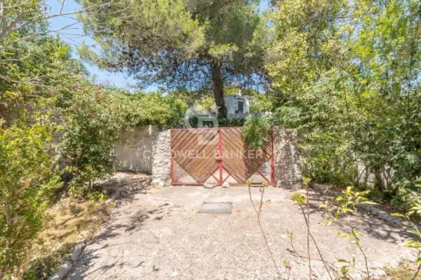 Villa Strada Vicinale Dell'Acqua Viva, Castro