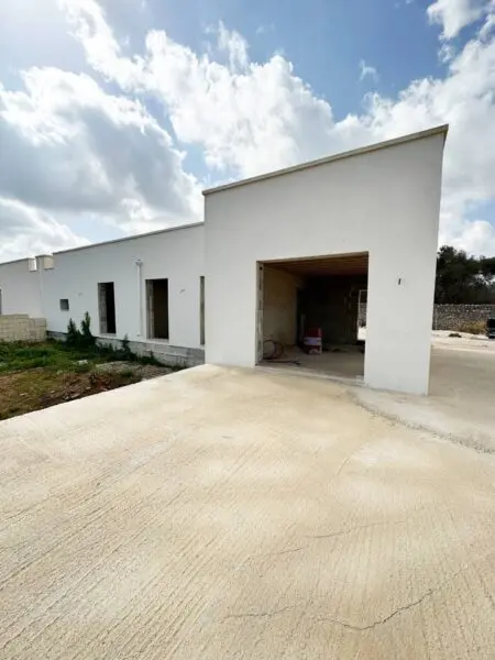Villa Via Tintoretto S.n.c., Lecce