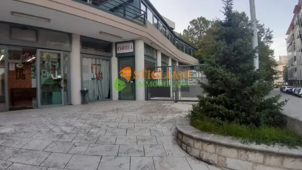 Immagine per Locale Commerciale in vendita a Campobasso Zona Viale P. di Piemonte 