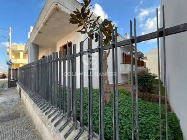 Villa via Delle Rose 10, Galatina