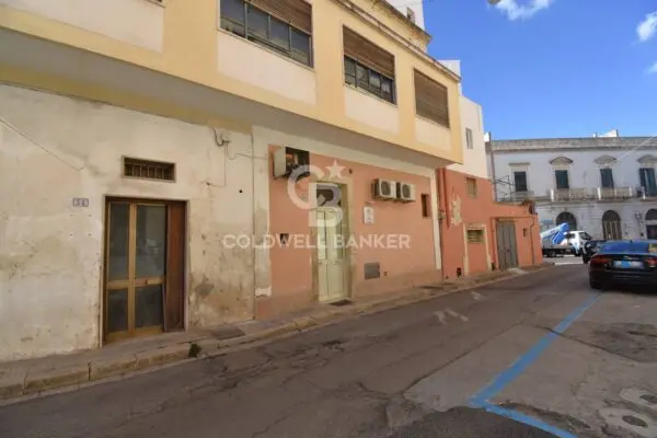 Villa via Caracciolo 34, Galatina
