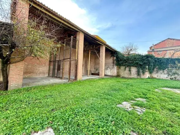 Casa Indipendente via, Alessandria