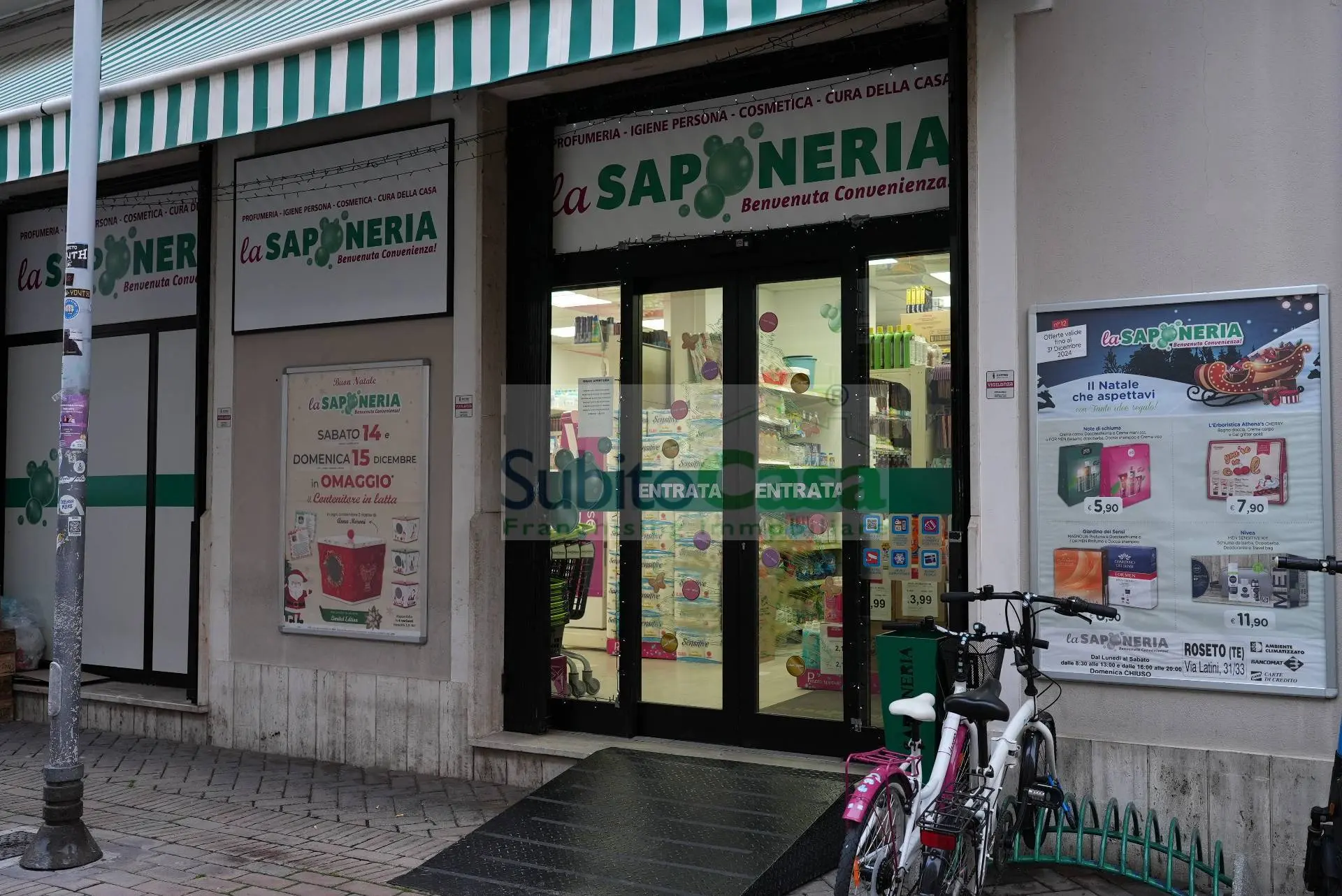 Immagine per Attività Commerciale in vendita a Roseto degli Abruzzi Via Dei Latini 