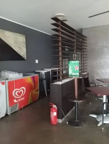 Cantina strada Cisa, Sustinente