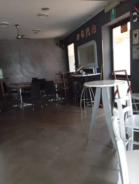 Cantina strada Cisa, Sustinente