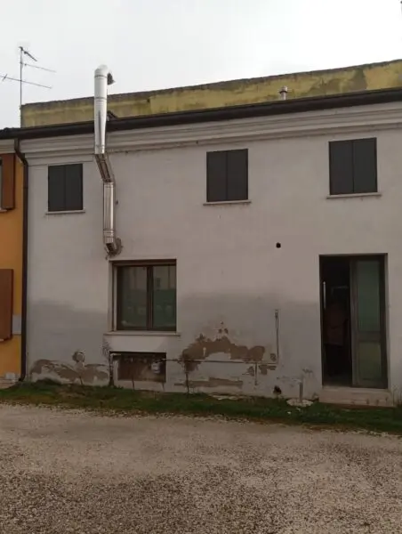 Cantina strada Cisa, Sustinente