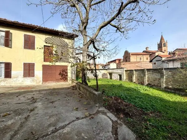 Casa Indipendente via, Alessandria
