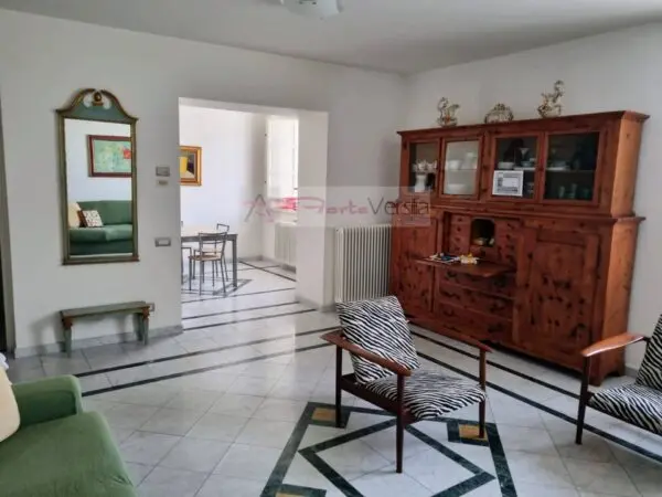 Appartamento via, Viareggio