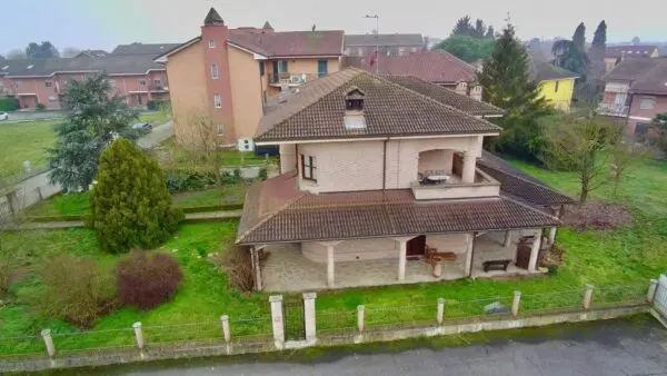 Villa via, Alessandria