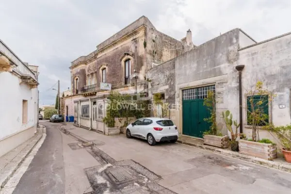 Villa via Giuseppe Mazzini 16, Castro