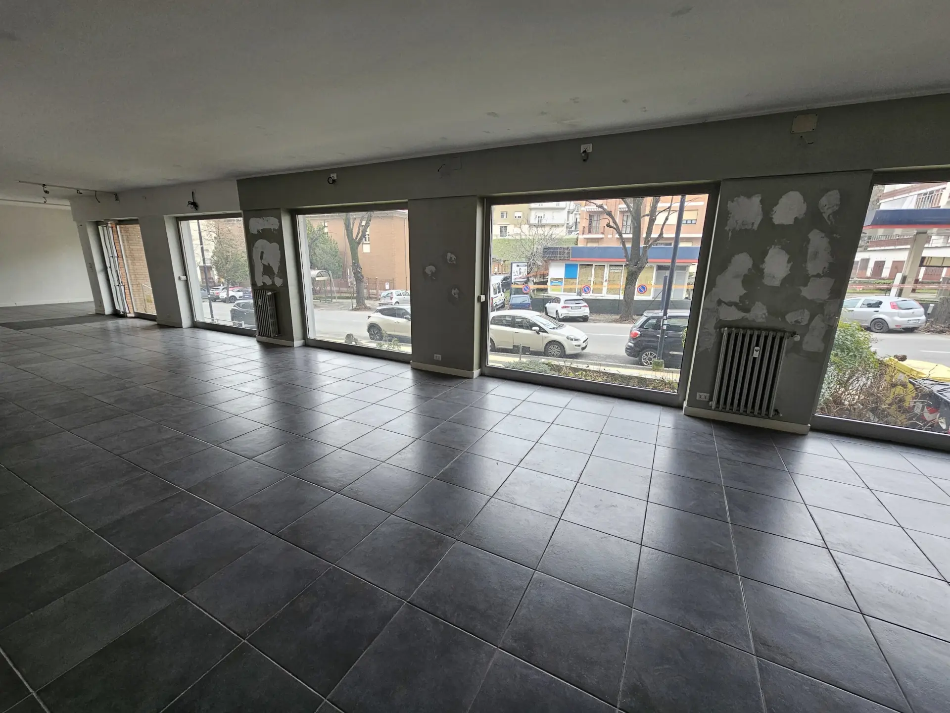 Immagine per Locale commerciale in affitto a Asti corso Xxv Aprile 24