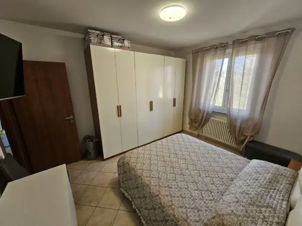 Trilocale via Fratelli Giuntelli 19, Asti