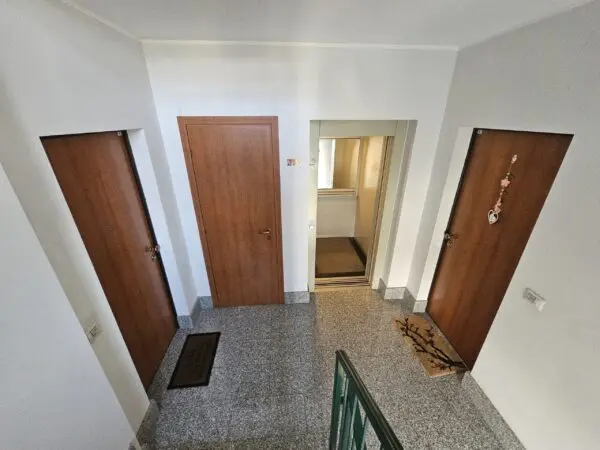 Trilocale via Fratelli Giuntelli 19, Asti