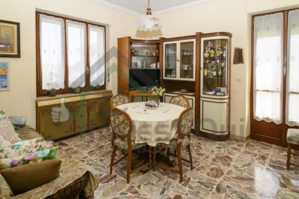 Villa via Alcide De Gasperi 13/a, San Maurizio Canavese