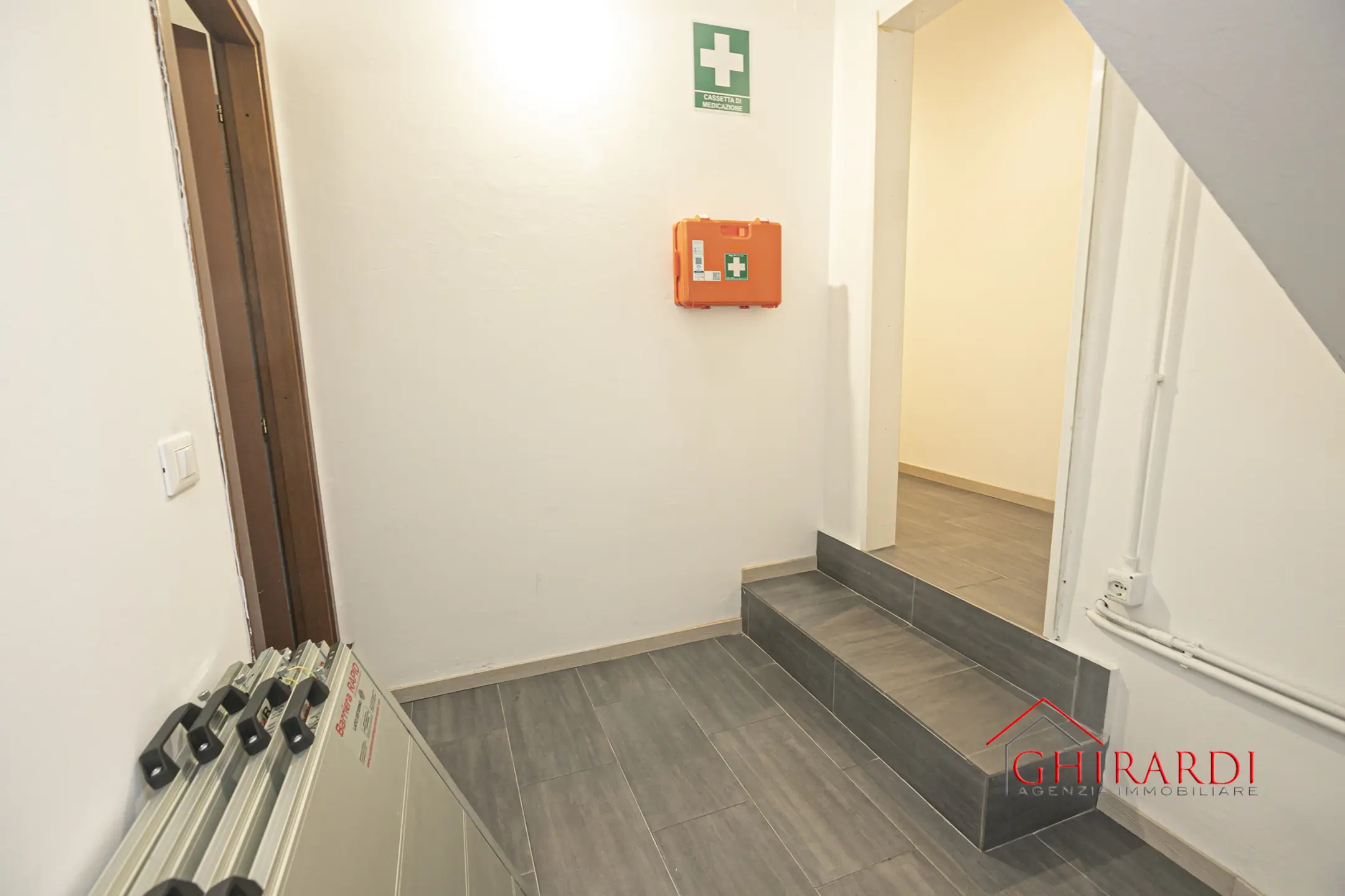 Immagine per Locale commerciale in affitto a Genova 76R