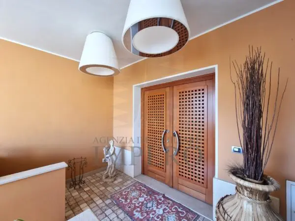 Attico 1, Ventimiglia