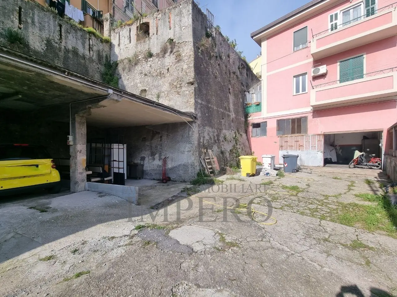 Immagine per Magazzino in vendita a Ventimiglia via Giovanni Trossarelli 14