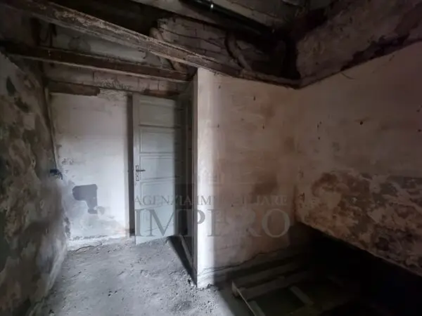 Magazzino via Giovanni Trossarelli 14, Ventimiglia