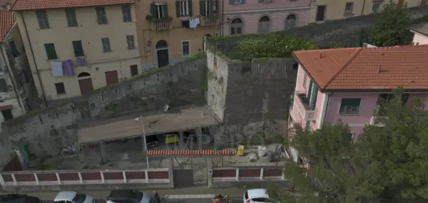 Magazzino via Giovanni Trossarelli 14, Ventimiglia