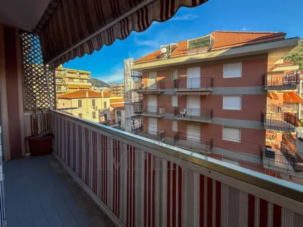 Appartamento via Passaggio Trento Trieste 1a, Ventimiglia