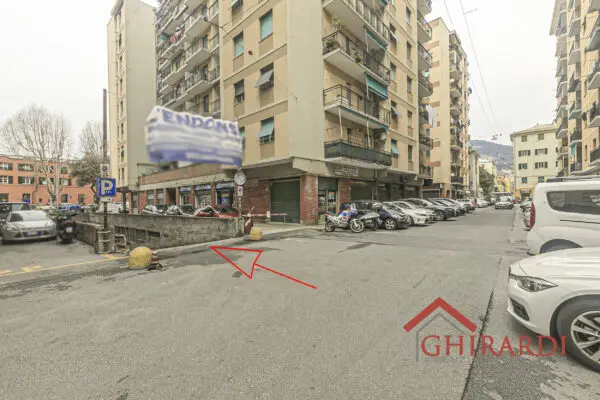 Locale Commerciale via Ruggero Leoncavallo 18r, Sestri Ponente, Genova