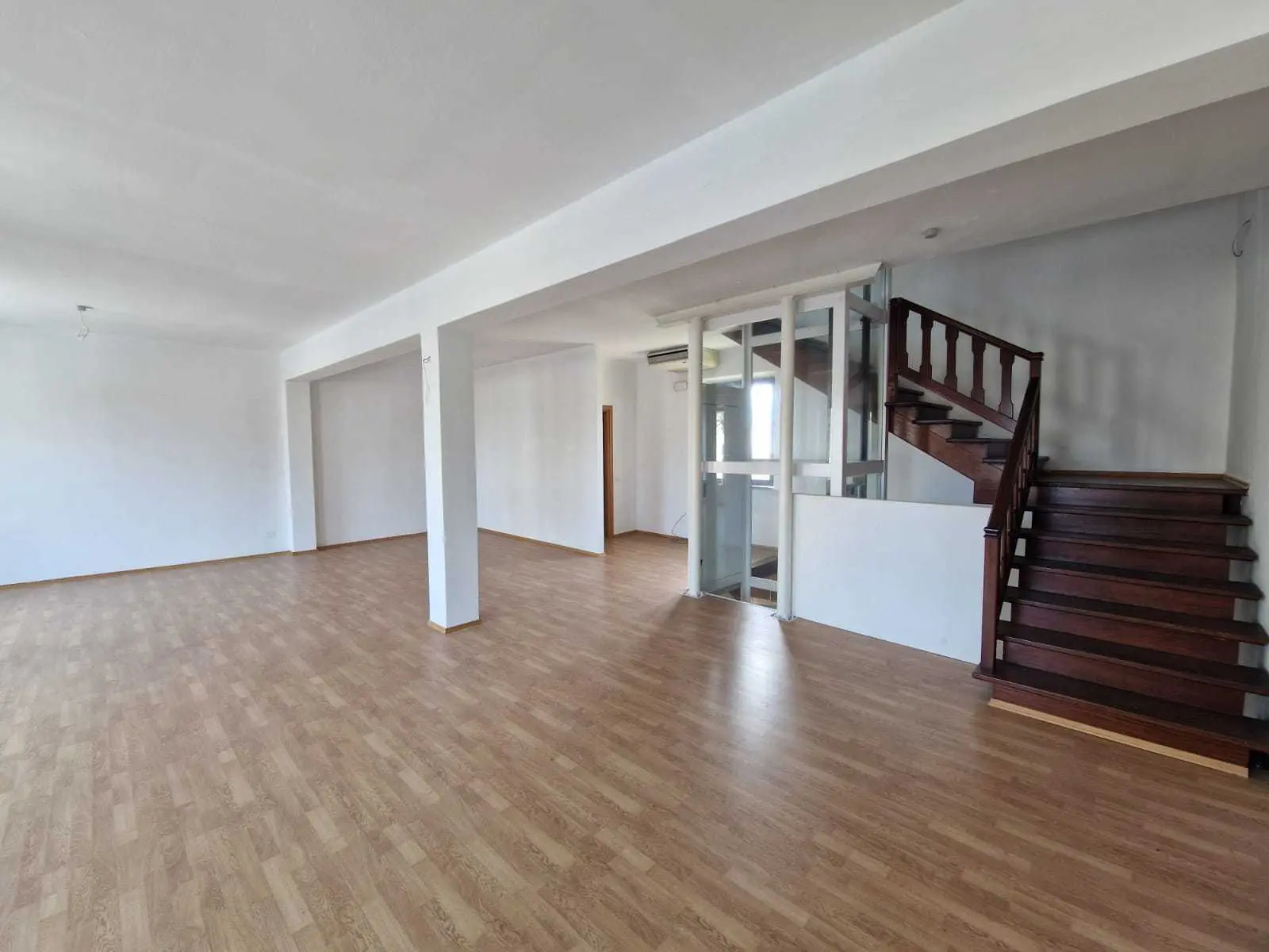 Immagine per Commerciale in vendita a Lucca via Sarzanese 533