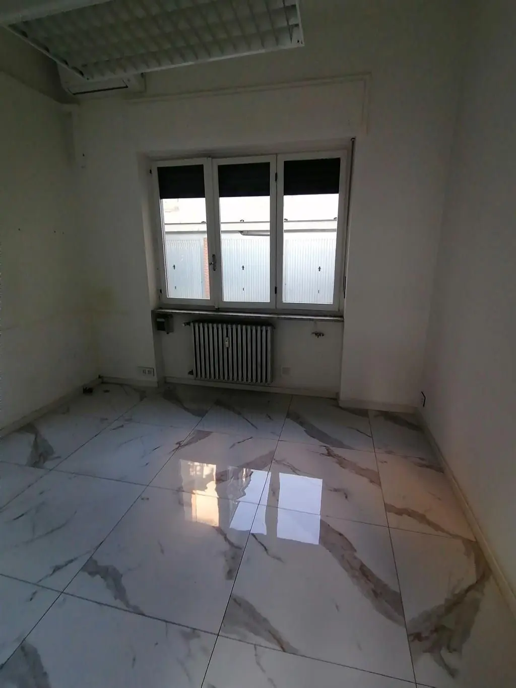 Immagine per Laboratorio in affitto a Torino Via mercadante 7