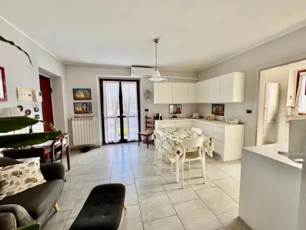 Appartamento via Roulent 0, Givoletto